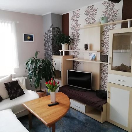 Ferienwohnung Zur Alten Schule 프리츠워크 외부 사진
